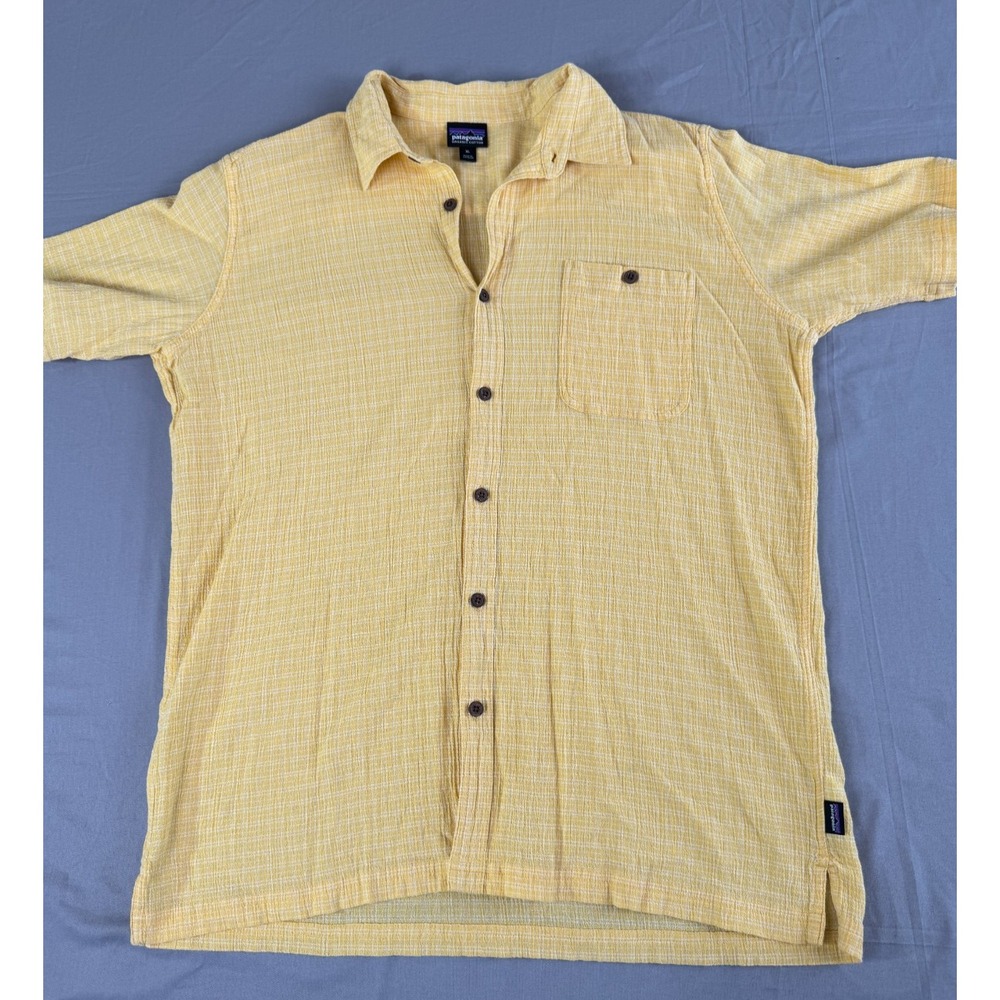 Patagonia Puckerware Shirt Mens XL Yellow Short Sleeve Seersucker Summer Beach‎